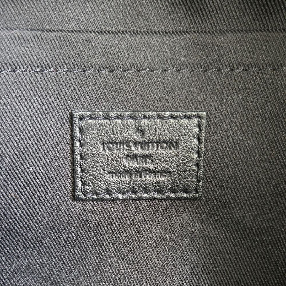 Louis Vuitton Palm Springs Mini In Reverse Monogram - Picture 3 of 7